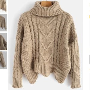 Chunky Knit Turtleneck Sweater - light khaki